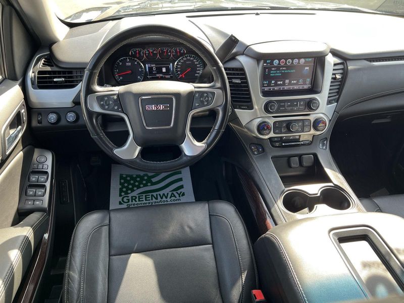 2020 Gmc Yukon SLT photo 21