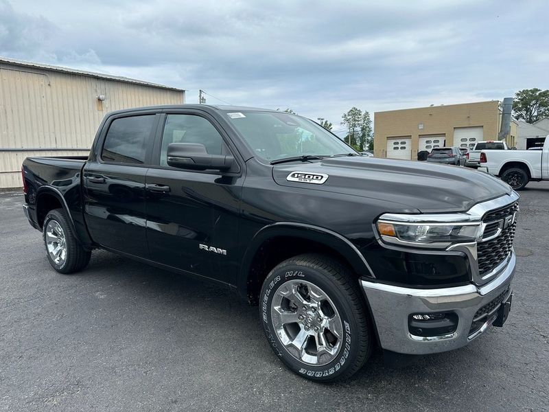 2025 RAM 1500 Big Horn Crew Cab 4x4 5