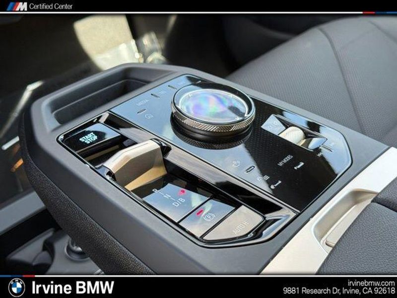 Used 2026 BMW iX xDrive60Image 28