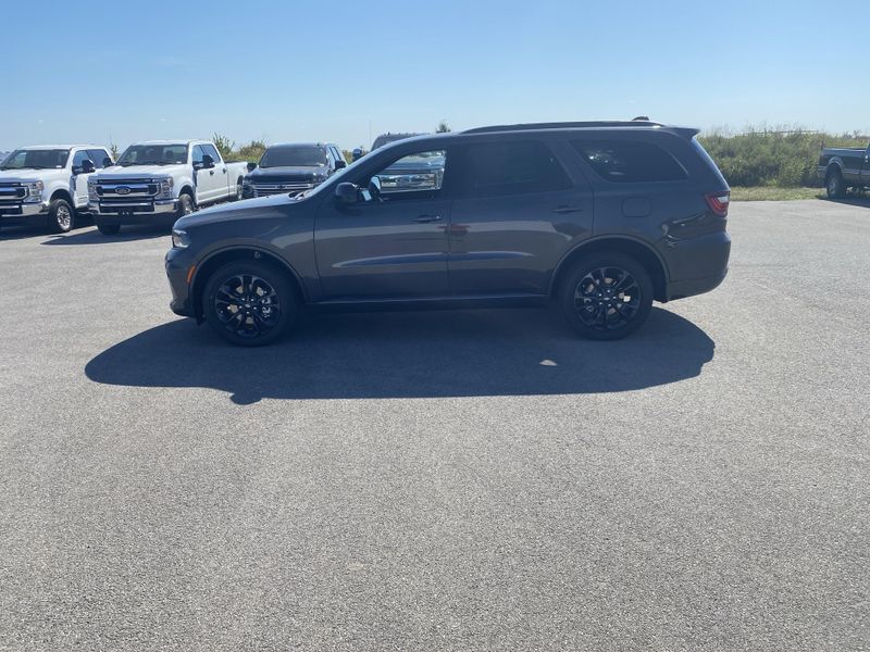 2025 Dodge Durango GT photo 3