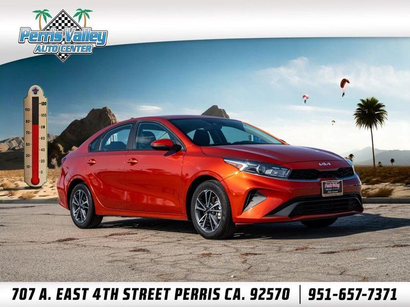 2023 Kia Forte LXS FWD photo