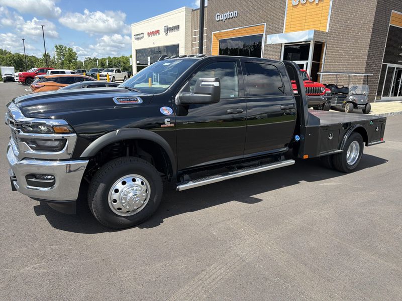 New 2026 RAM 3500 Tradesman Crew Cab Chassis 4x4 60