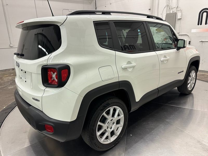 2021 Jeep Renegade LatitudeImage 17