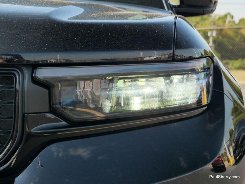 Used 2024 Jeep Grand Cherokee L Altitude