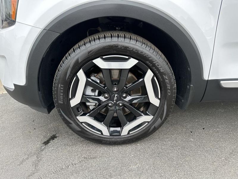 2025 Kia Telluride EXImage 11