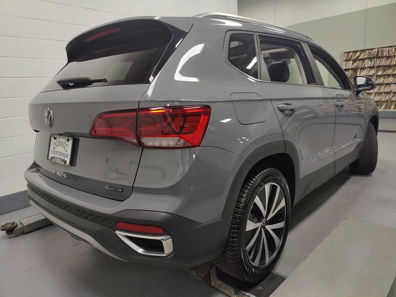2022 Volkswagen Taos SE 4-Motion AWD w/SunroofImage 11