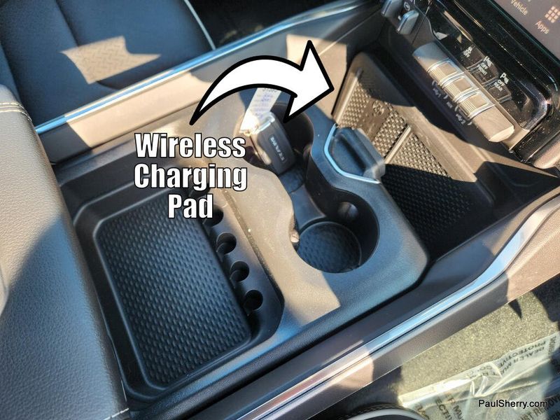 New 2026 RAM 1500 Laramie Crew Cab 4x4 5'7' Box