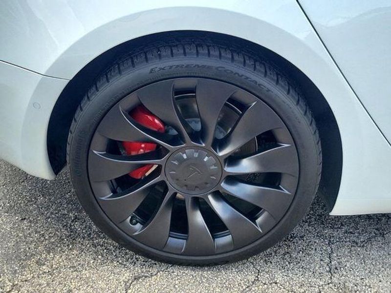 2022 Tesla Model 3 Performance photo 9