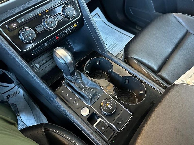 2022 Volkswagen Atlas 3.6L V6 SE w/TechnologyImage 7