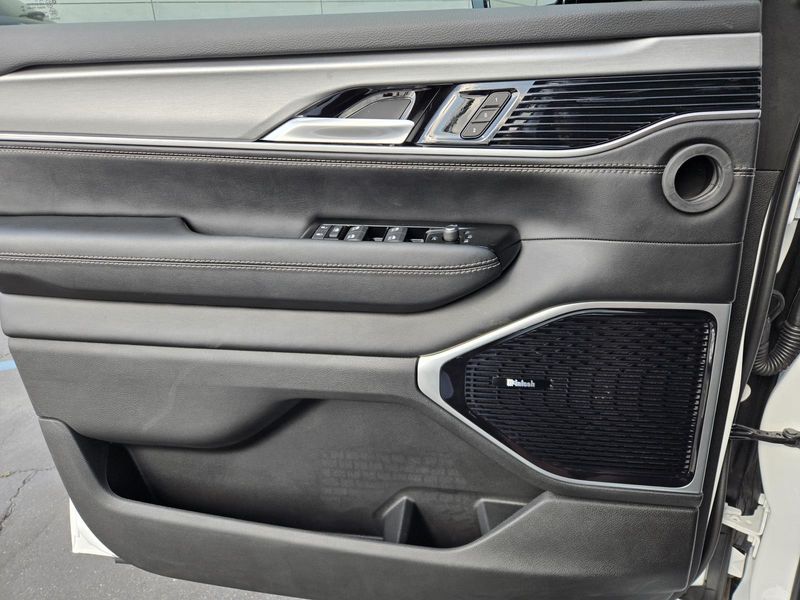 2026 Jeep Grand Wagoneer Limited Reserve 4x4