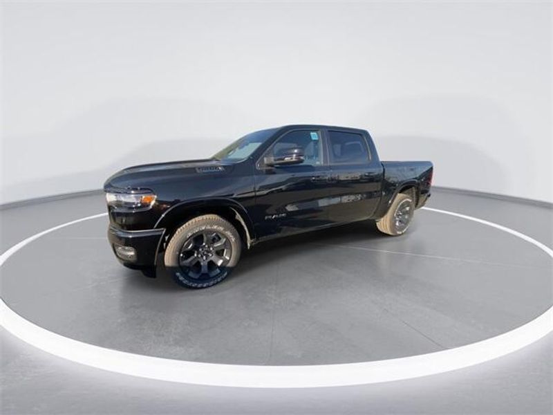 2025 RAM 1500 Big Horn Crew Cab 4x2 5