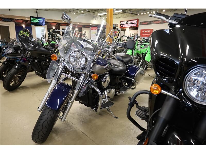Used 2004 Kawasaki VULCAN NOMAD Image 2