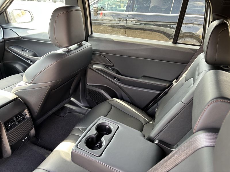 New 2026 Jeep Cherokee Limited 4x4Image 23