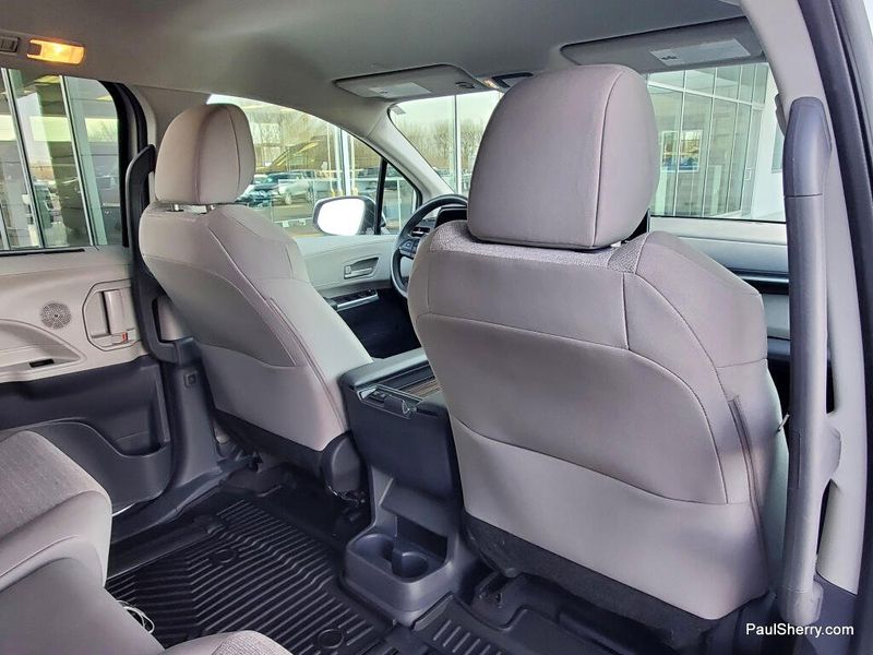 Used 2024 Toyota Sienna LE
