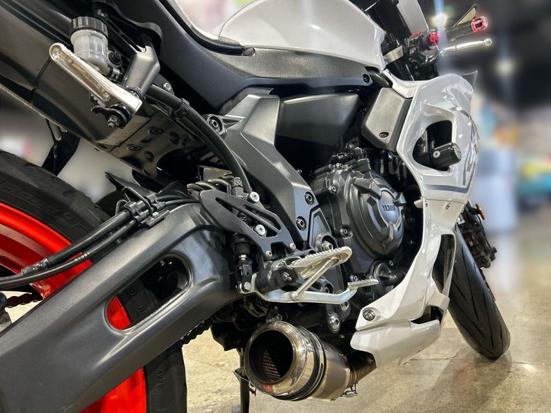 2023 Yamaha YZF-R7 Image 30