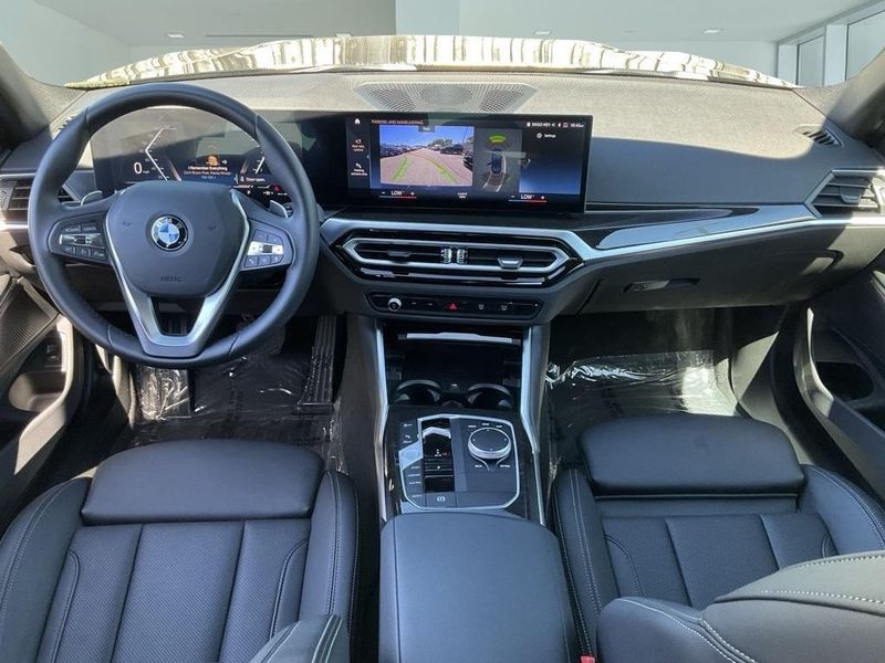 2024 BMW 3 Series 330iImage 27