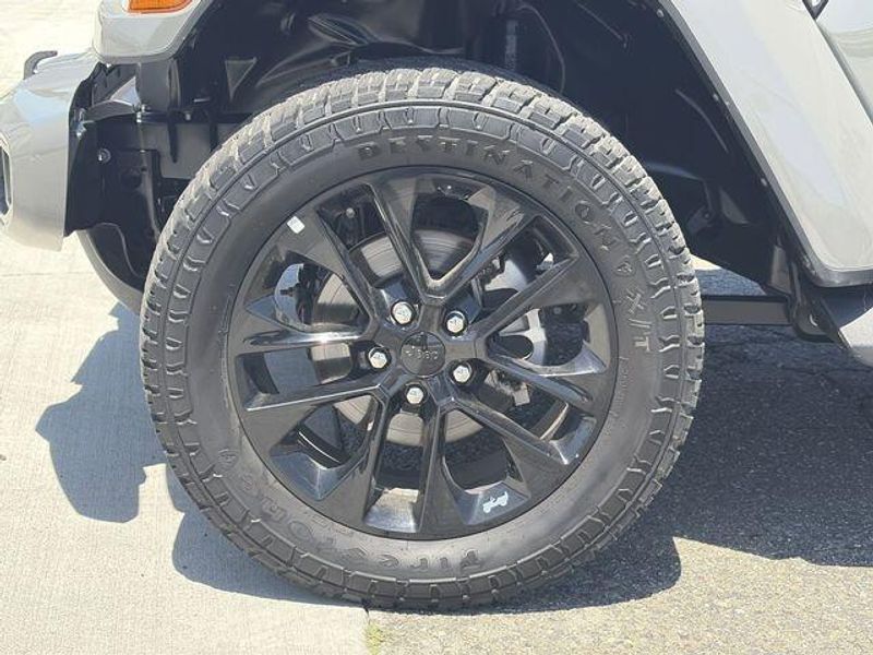 Used 2023 Jeep Gladiator High AltitudeImage 10