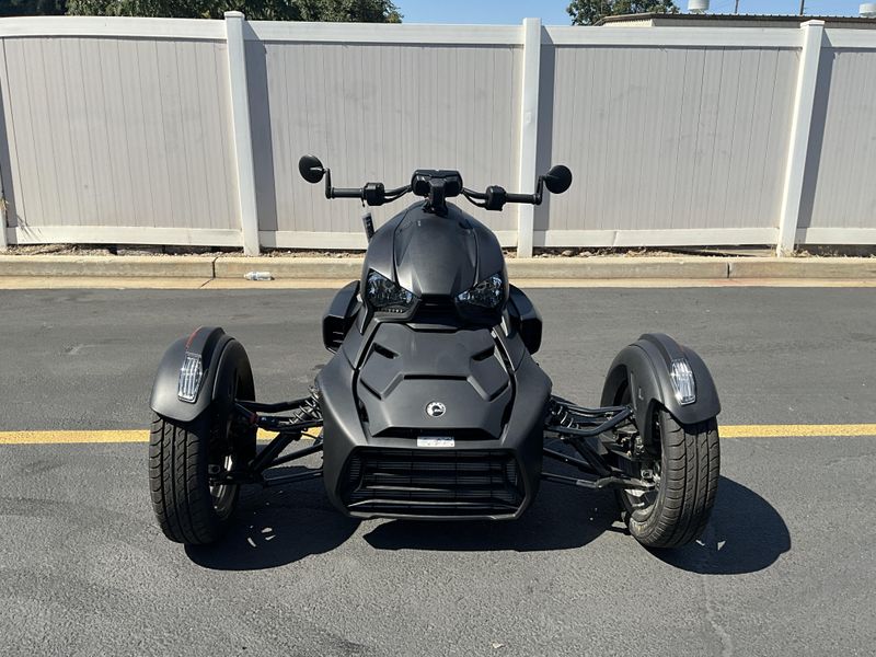 2024 Can-Am RYKER 900 ACE Image 2