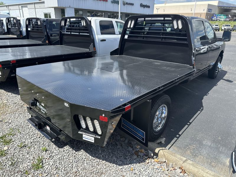 2024 RAM 3500 Tradesman Crew Cab Chassis 4x4 60