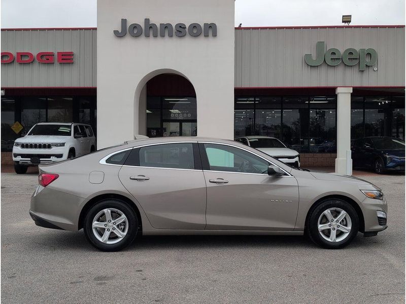 Used 2023 Chevrolet Malibu LTImage 6