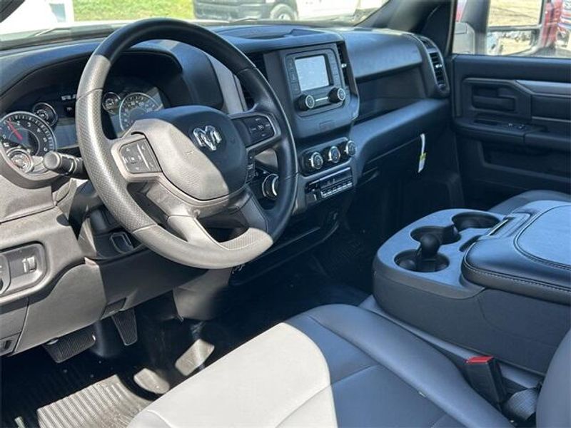 2023 RAM 2500 Tradesman Regular Cab 4x2 8