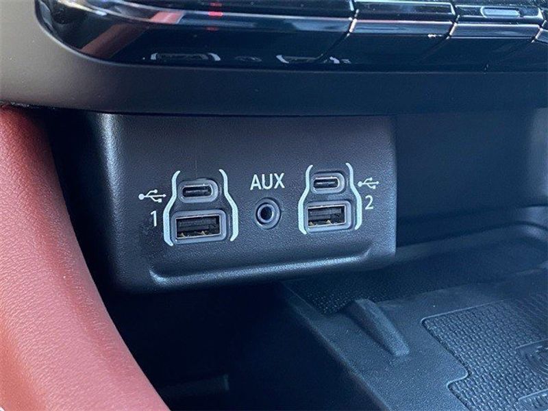 2023 Dodge Durango Srt Hellcat Premium AwdImage 18