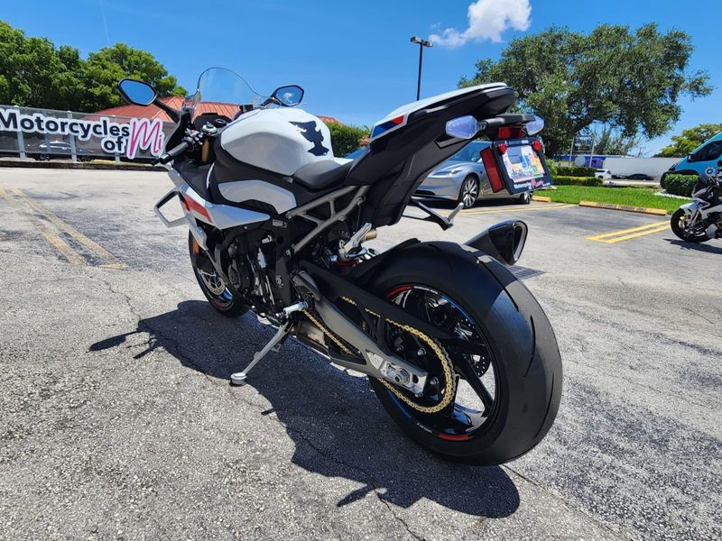 2026 BMW S 1000 RRImage 7