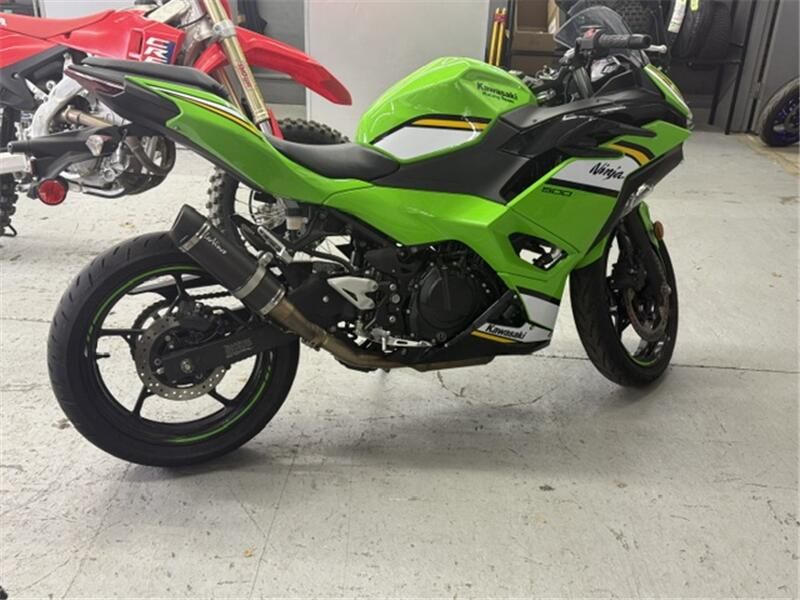 Used 2025 Kawasaki NINJA 500 KRT Image 2