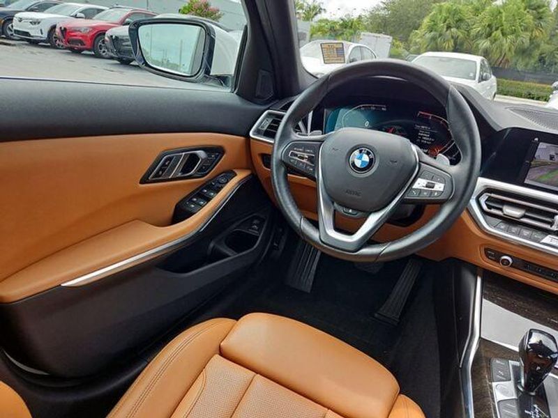 2022 Bmw 330i photo 14