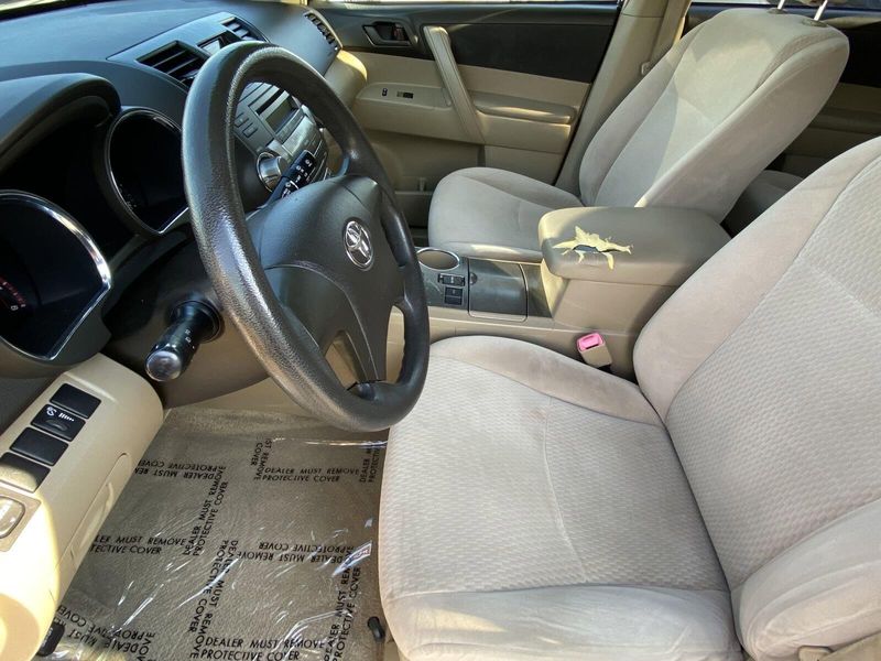 2008 Toyota Highlander BaseImage 18