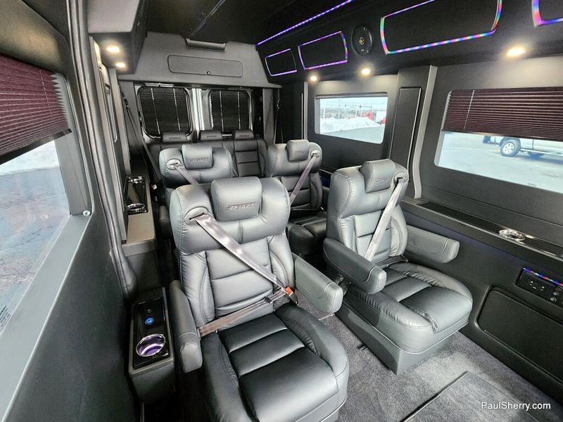 New 2026 RAM Promaster 3500 Slt+ Window Van High Roof 159' Wb Ext