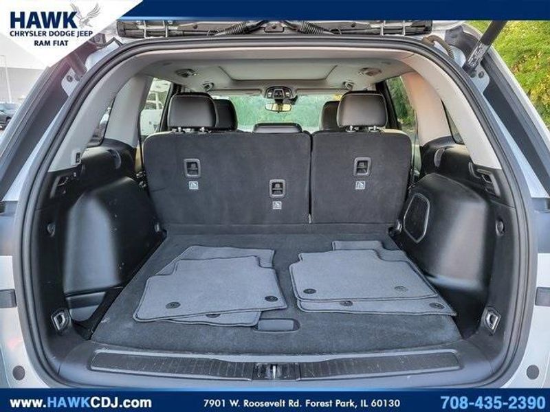 2022 Jeep Grand Cherokee Limited photo 22