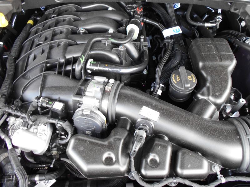 2025 Jeep Grand Cherokee L Limited 4x4Image 5