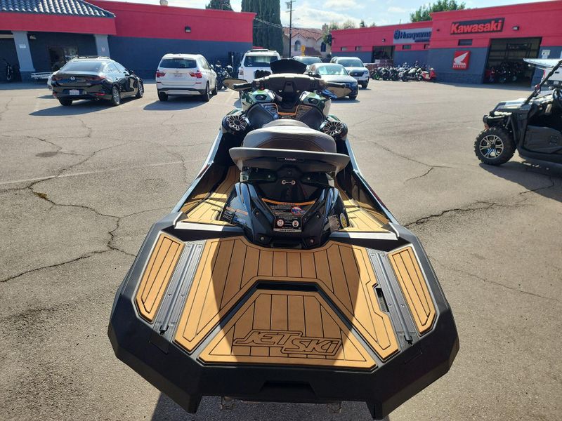 New 2025 Kawasaki JET SKI ULTRA 160LX Image 13