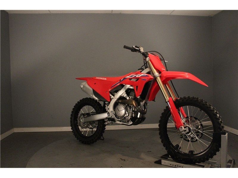 2022 Honda CRF 450R in a Red exterior color. Greater Boston Motorsports 781-583-1799 pixelmotiondemo.com 