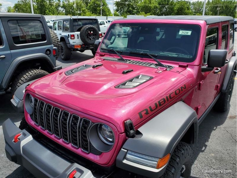 2024 Jeep Wrangler 4-door RubiconImage 3