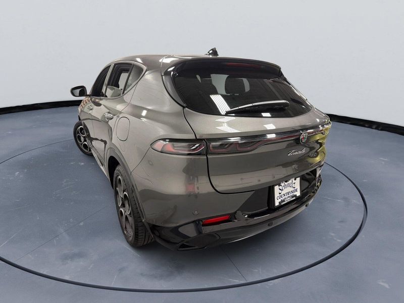 Used 2024 Alfa Romeo Tonale Ti Premium eAWD w/SunroofImage 15
