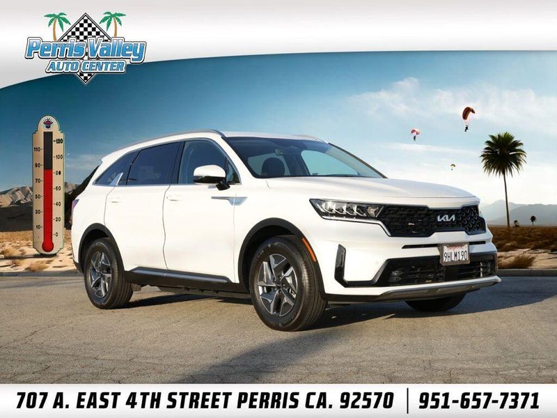 Used 2023 Kia Sorento Hybrid EXImage 1