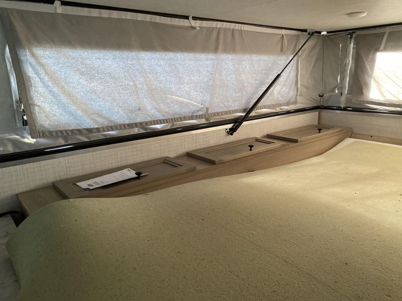 Used 2026 FOREST RIVER PALOMINO SS-550 Image 16