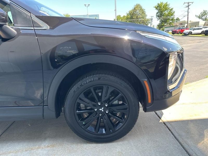 Used 2024 Mitsubishi Eclipse Cross SELImage 12