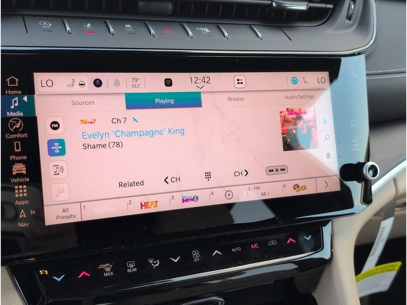 New 2026 Jeep Grand Cherokee Limited 4x4Image 14