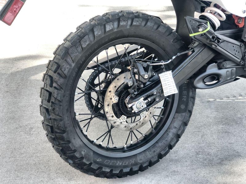New 2026 KTM 390 ENDURO R Image 21