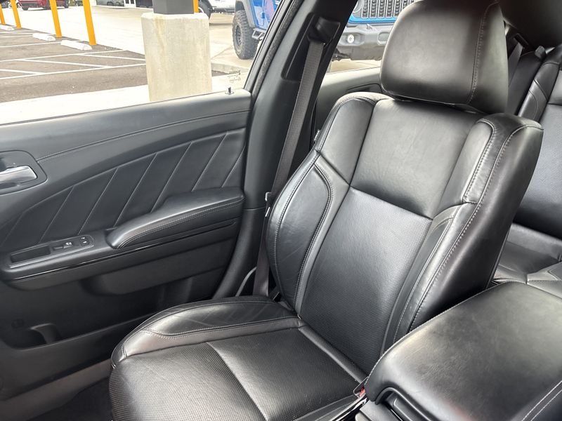 Used 2021 Dodge Charger SXTImage 24