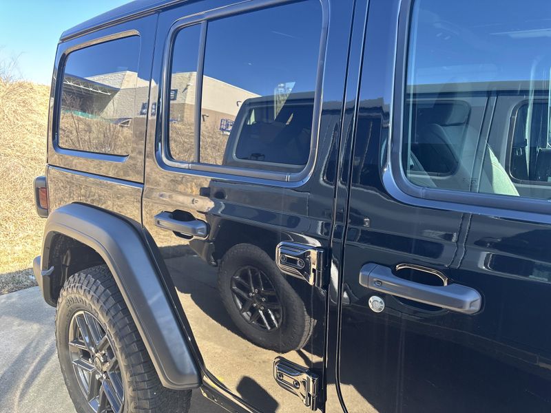 New 2026 Jeep Wrangler 4-door Sport SImage 5