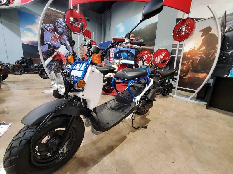 Used 2023 Honda Ruckus Image 4