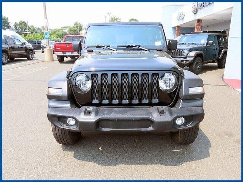 2023 Jeep Wrangler Sport SImage 3