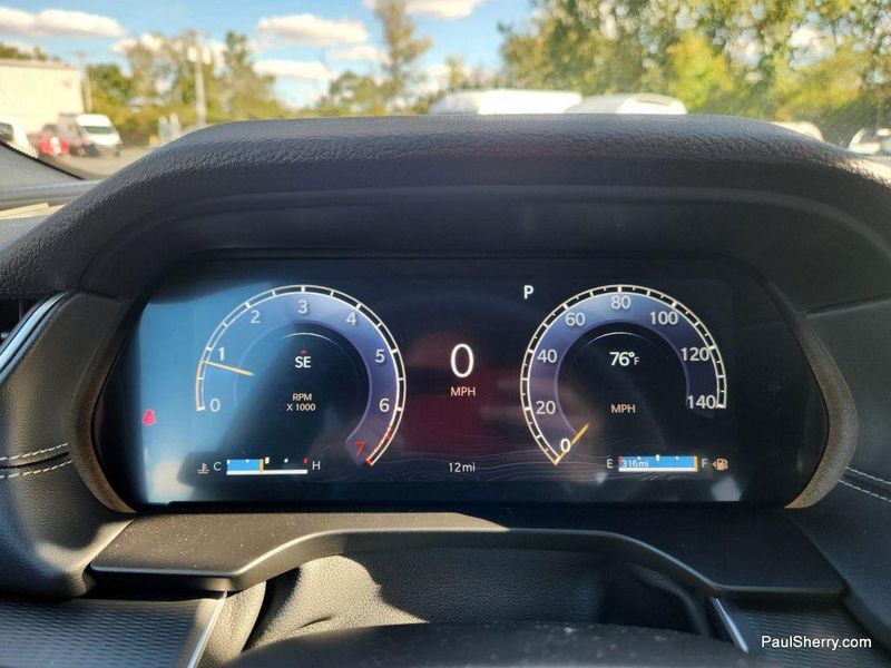 New 2025 Jeep Grand Cherokee Altitude X 4x4