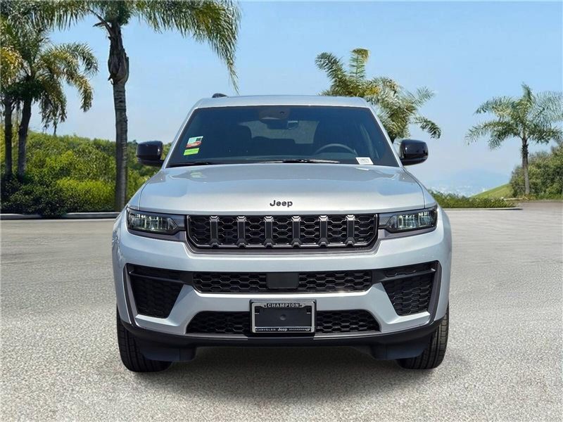 New 2026 Jeep Grand Cherokee L Laredo Altitude 4x4