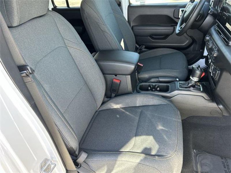 New 2026 Jeep Wrangler 4-door SportImage 11