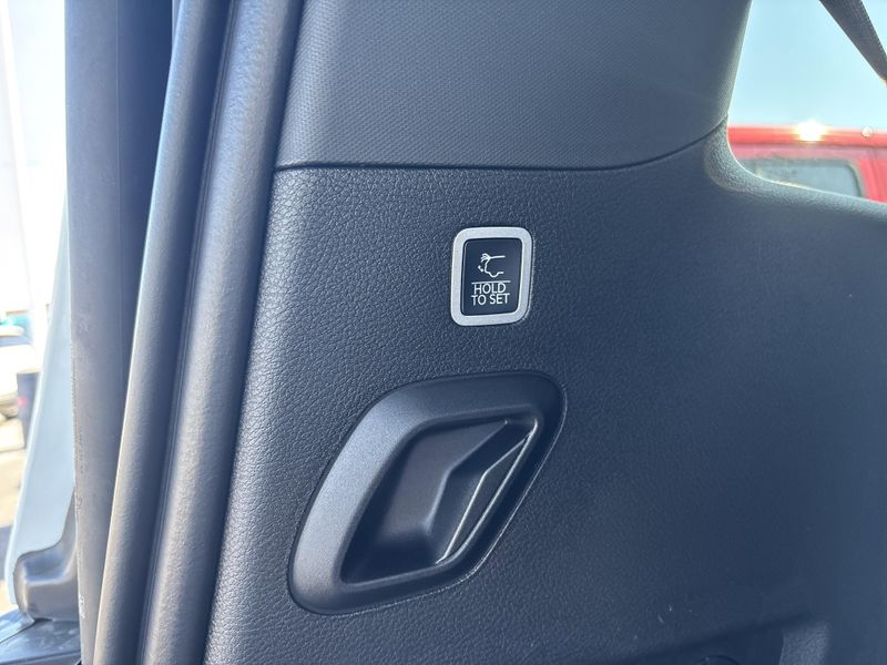 2026 Jeep Grand Wagoneer Limited Altitude 4x4Image 11